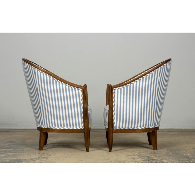 Pair of French Art Deco Maple Gondola Barrel Chairs, Provence, Circa 1925 For Sale - Image 10 of 18