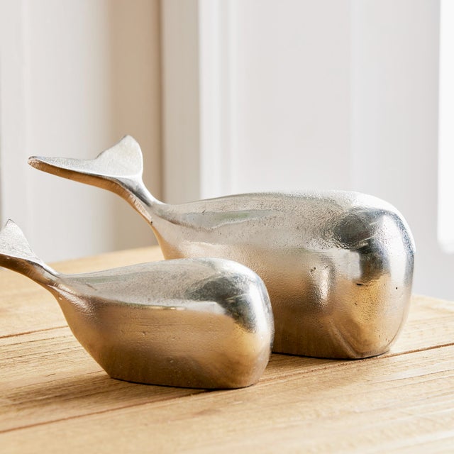 Kenneth Ludwig Chicago Moby Sculptures, Set Of 2 For Sale - Image 4 of 6