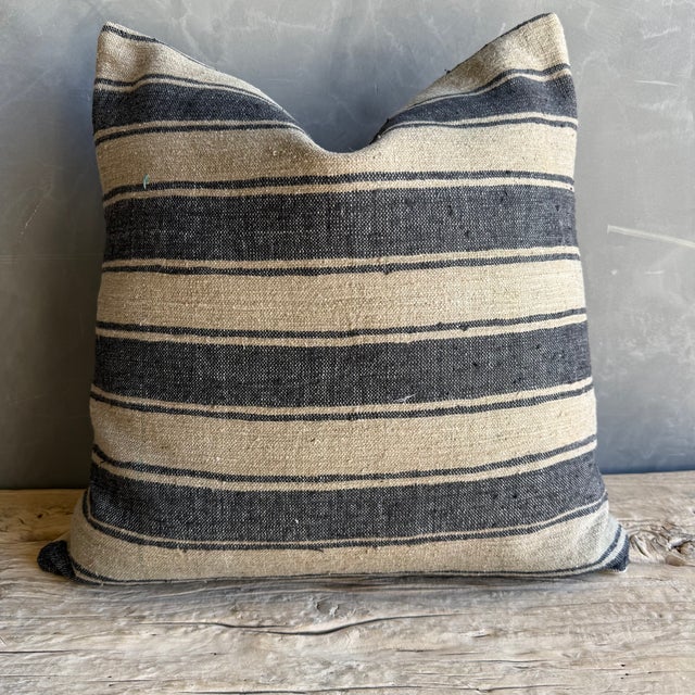 Size: 22" x 22" Main color: Dark Brown / Wheat Includes: Down/Feather Insert Our vintage Turkish fabric pillows are...