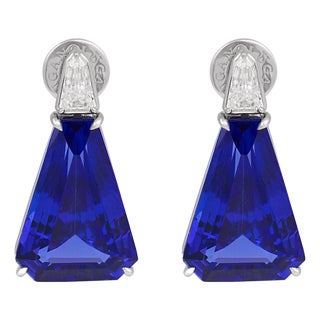 Lugano 27.84 Carat Tanzanite Diamond 18k White Gold Dangle Earrings, A Pair For Sale