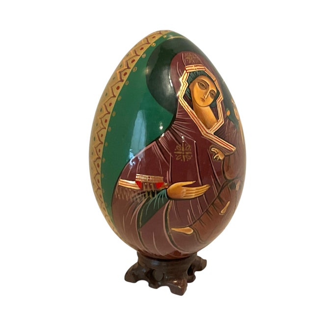 Late 20th Century Hand Painted Lacquered Wood Egg of Mother of God Virgin Mary & Jesus on Stand For Sale - Image 5 of 13