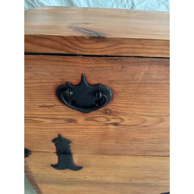 Vintage Korean Bandaji Blanket Chest With Hand-Forged Iron Hardware For Sale In Dallas - Image 6 of 9
