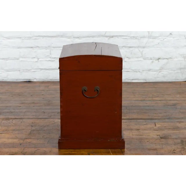 19th Century Chinese Qing Dynasty Red Lacquer Treasure Chest with Gilded Calligraphy For Sale - Image 12 of 13