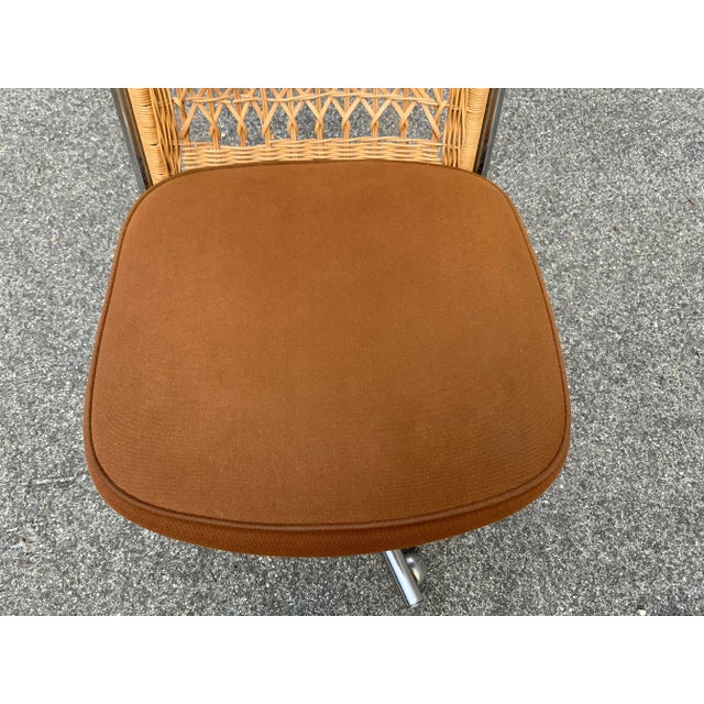 Daystrom Furniture Mid Century Chrome and Wicker Swivel Vanity/Desk Chair For Sale - Image 10 of 12