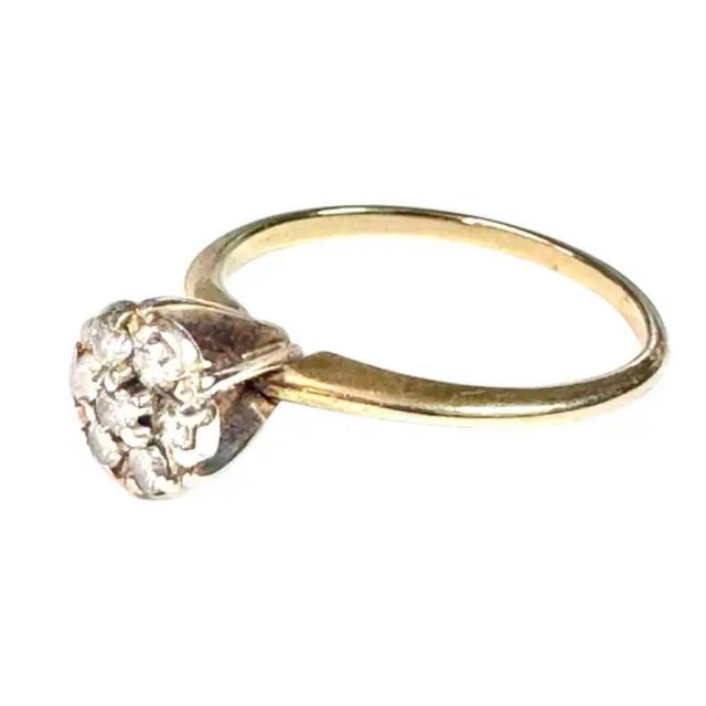 Modern 14k Gold and Diamond Cluster Ring For Sale - Image 3 of 8