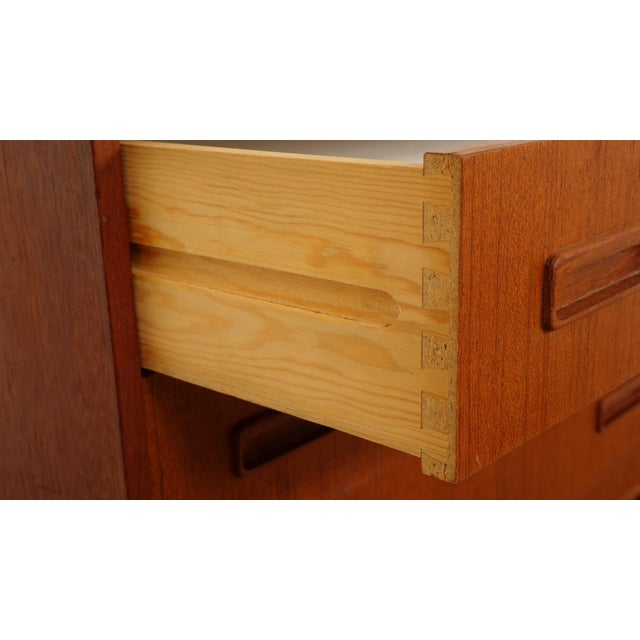 Wood Vintage Danish Chest of Drawers in Teak For Sale - Image 7 of 9