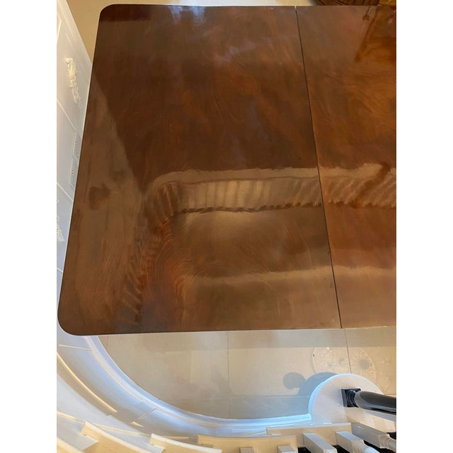 Antique Georgian Dining Table in Mahogany, 1800 For Sale - Image 6 of 9