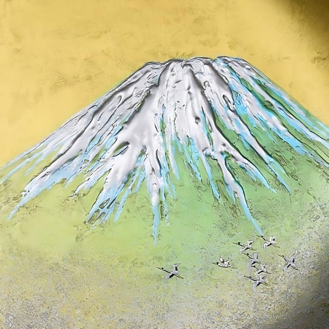 This handcrafted decorative plate, titled “Reihō Hikaku,” is made by skilled artisans in Ishikawa, Japan, using...