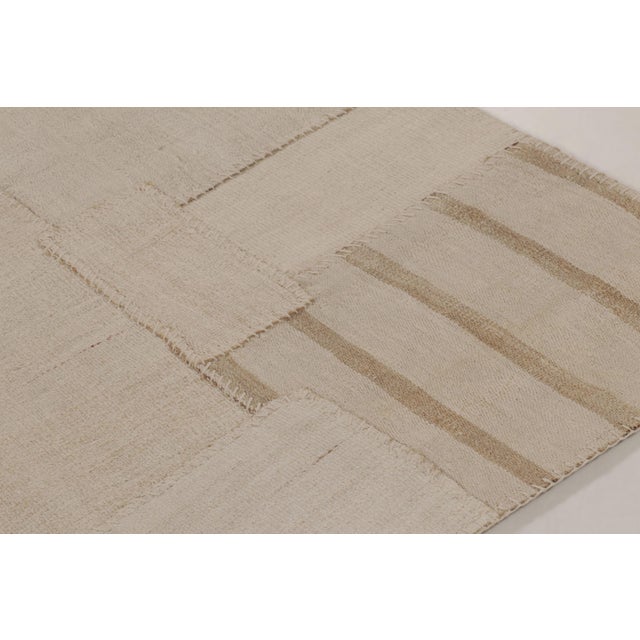 Vintage Turkish Patchwork Rug With Neutral Design in Beige & Gold - Rug & Kilim For Sale In New York - Image 6 of 10