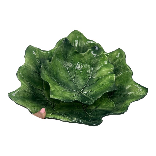 Vintage Italian Vietri Leaf Bowls - Set of Two For Sale