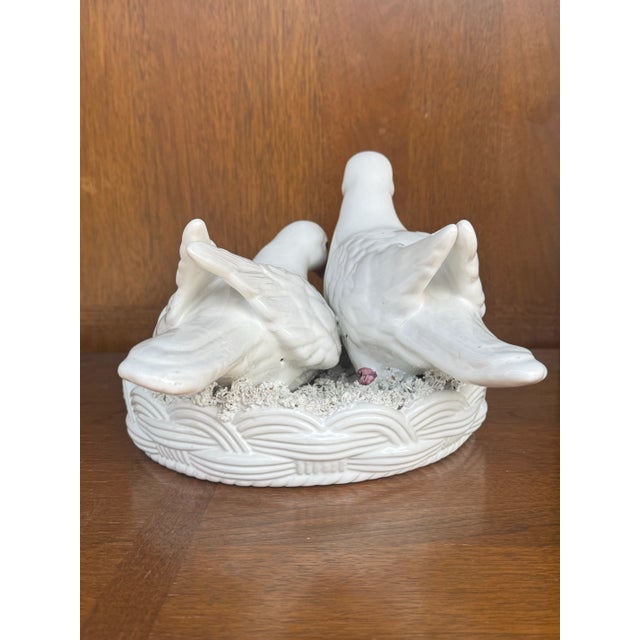 Italian Vintage Italian Ceramic Dove Figurine Attributed to Meiselman – Hand-Painted Lovebirds in Nest For Sale - Image 3 of 8