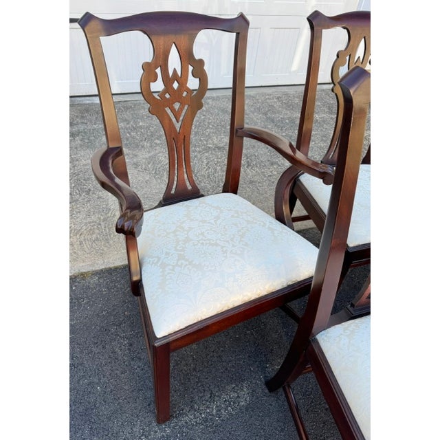 Beautiful set of 6 Mahogany Chippendale style dining room chairs Model 102, finish 29 from Henkel Harris. I found a couple...