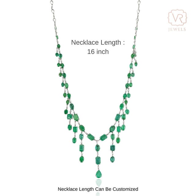 18k White Gold 22.17ct Natural Emerald Chandelier Vintage Necklace With Diamonds For Sale - Image 10 of 16