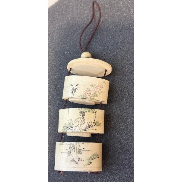 Vintage Early 20th Century Japanese Hand Carved Bovine Bone Snuff Case For Sale - Image 12 of 12