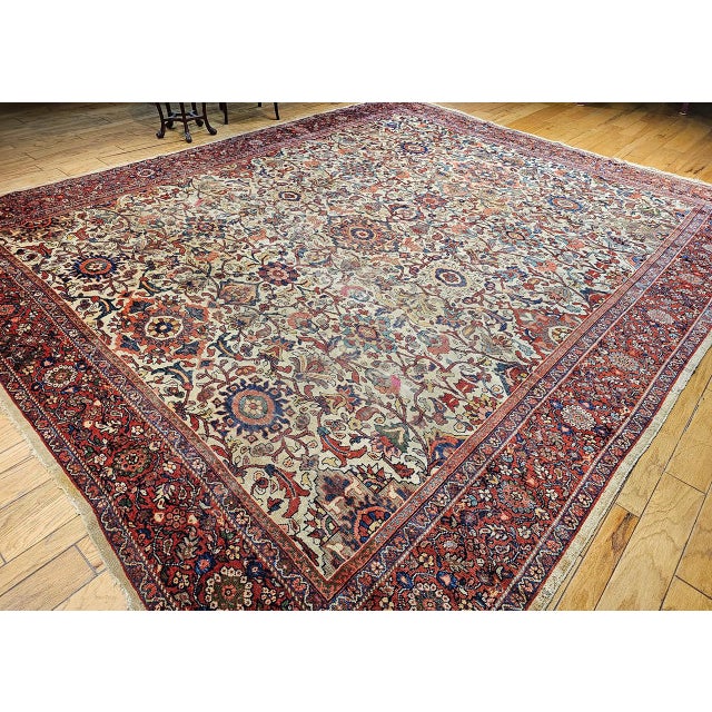 Antique Persian Ziegler Mahal Sultanabad Rug, Hand-Knotted Wool, Geometric Pattern, 11x14, Ivory & Red For Sale In Chicago - Image 6 of 17