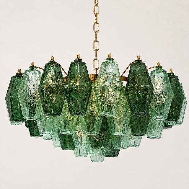 Mid-Century Modern Poliedro Murano Glass Green Chandelier With Gold Metal Frame From Simoeng For Sale - Image 3 of 4