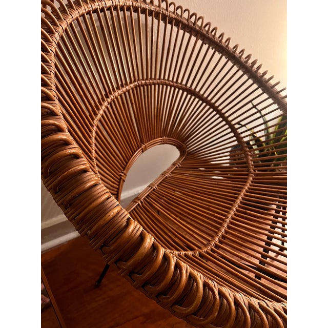 Wood 1960s Mid Century Bent Rattan Saucer Sunburst Accent Chair by California Asia For Sale - Image 7 of 12