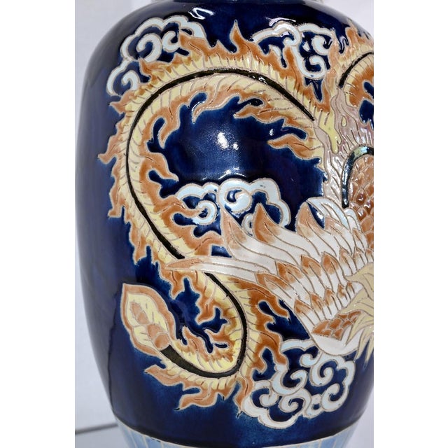 Chinese Porcelain Vase For Sale - Image 10 of 18