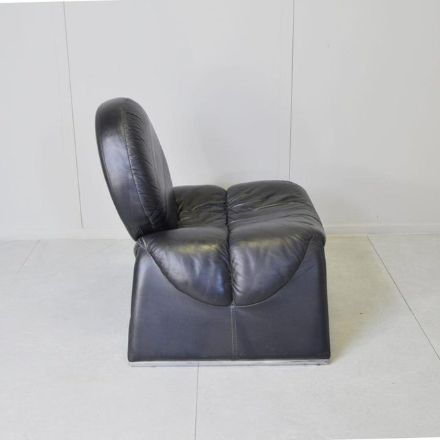 1980s Calypso C35 Armchair by Vittorio Introini for Saporiti Italia, 1980s For Sale - Image 5 of 10