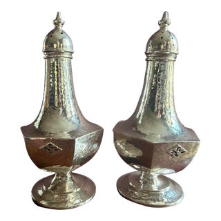 Early 20th Century R. Wallace & Sons Sterling Silver Salt and Pepper Shakers. Design Estimate Between the Arts & Crafts Movement & Art Deco. For Sale