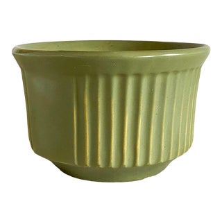 Mid-Century Modern McCoy Planter For Sale