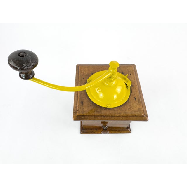 Antique Peugeot Frères Wooden Coffee Grinder With Yellow Handle – Early 20th Century For Sale - Image 6 of 12