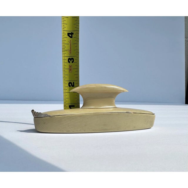 Py-Ra-Lin Ivory-toned vanity accessory. 1930’s Nail Buffer Made of celluloid/ivorine Marked IVORY PYRALIN This is as-found...