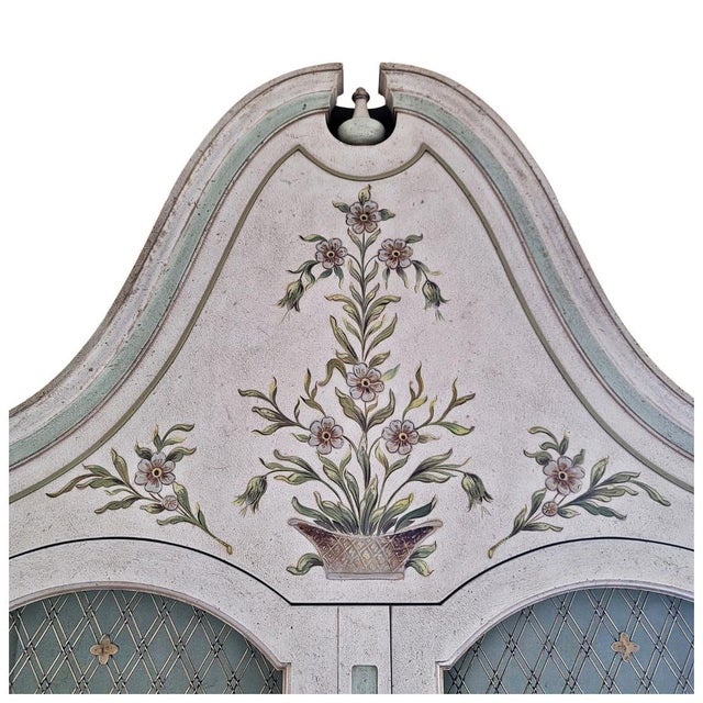 Cream Rare Decorative John Widdicomb Cabinet With Hand-Painted Speckled Finish Palm Beach Regency / Gustavian Crossover For Sale - Image 8 of 16
