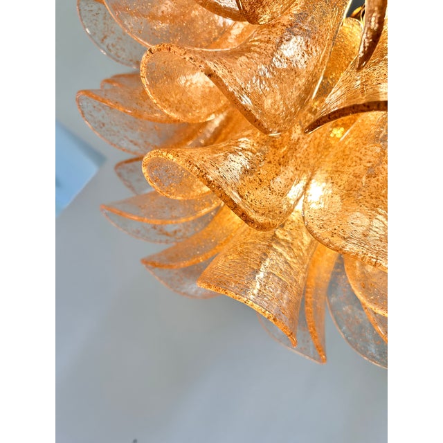 Murano Contemporary Clear and Gold “Petali-Selle” Murano Glass Chandelier in Mazzega Style For Sale - Image 4 of 8