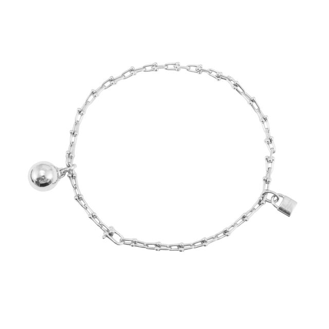 Metal Tiffany & Co. Hardwear Collection Small Wrap Silver Charm Chain Link Bracelet For Sale - Image 7 of 12