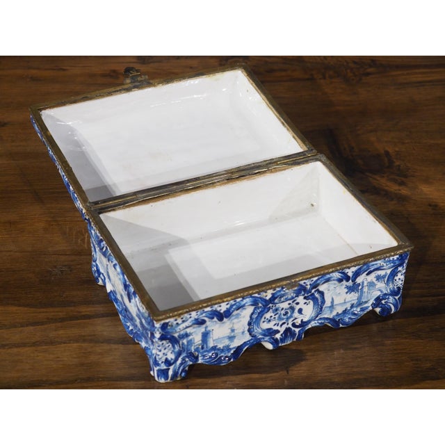 Hand Painted Blue and White Delft Table Box, Circa 1850 For Sale - Image 4 of 17