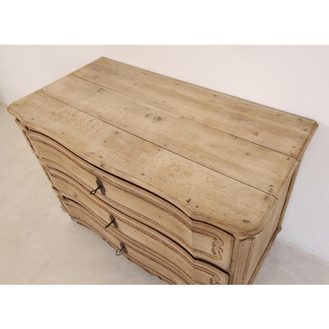 Antique German Baroque Bleached Oak Chest of Drawers, 1700s For Sale - Image 16 of 18