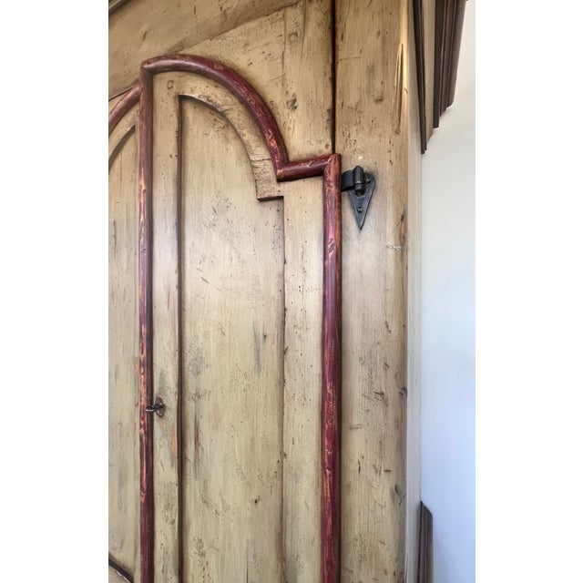 Large European Style Old World Hand-Painted Bar Drinks Liquor Armoire Cabinet Pull Out Shelf For Sale In Salt Lake City - Image 6 of 16