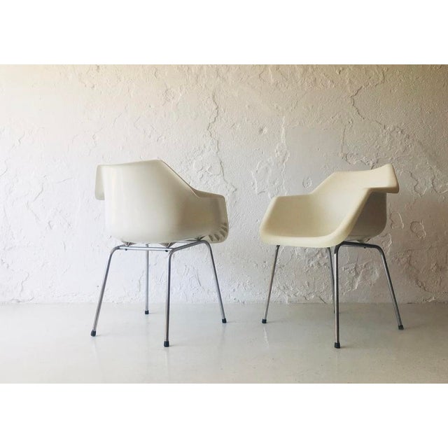 Silver Vintage Armchairs from Castelli, 1970s, Set of 2 For Sale - Image 8 of 8