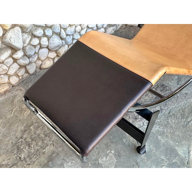 LC4 Chaise Lounge by Charlotte Perriand, Le Corbusier and Pierre Jeanneret for Cassina, 2014 For Sale - Image 10 of 18