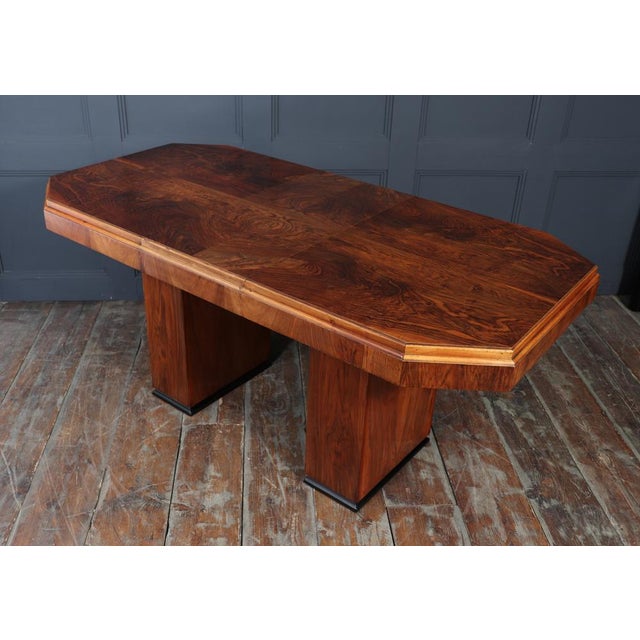 English Art Deco Extending Dining Table in Walnut, 1930 For Sale - Image 9 of 18