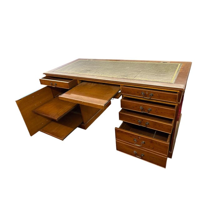 Large Executive Desk in Wood and Leather For Sale - Image 3 of 8