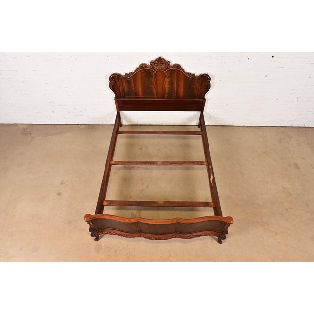 1920s Romweber Antique French Provincial Louis XV Carved Flame Mahogany Full Size Bed, Circa 1920s For Sale - Image 5 of 13