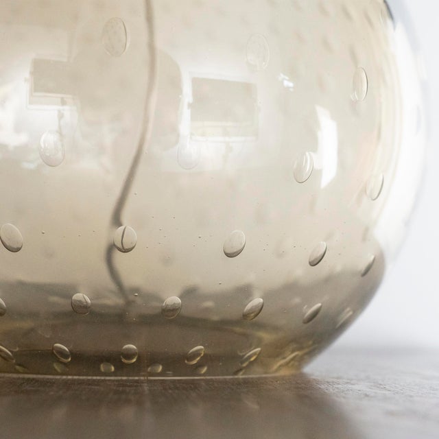 Murano Glass Spherical Lamp Base Table Lamp in Straw Color, Italy, 1980s For Sale - Image 11 of 12