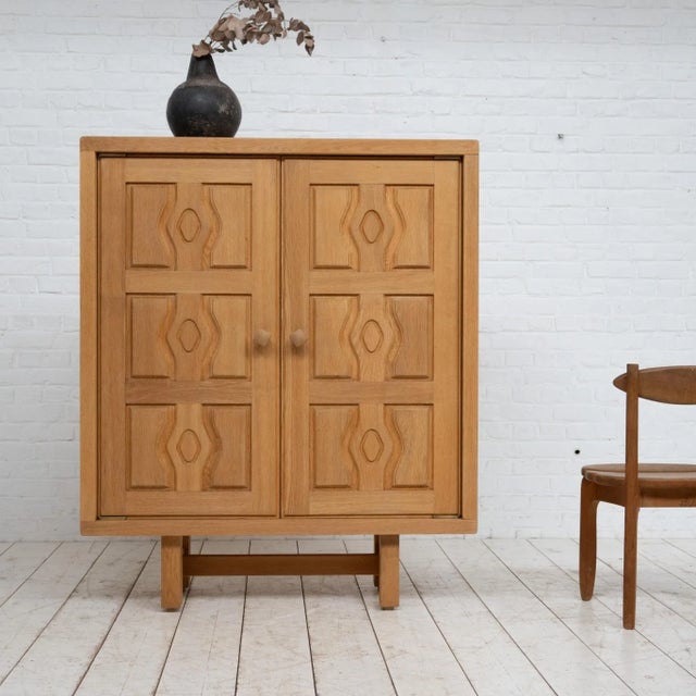 Vintage French Cabinet by Guillerme Et Chambron for Votre Maison, 1950s For Sale - Image 6 of 7