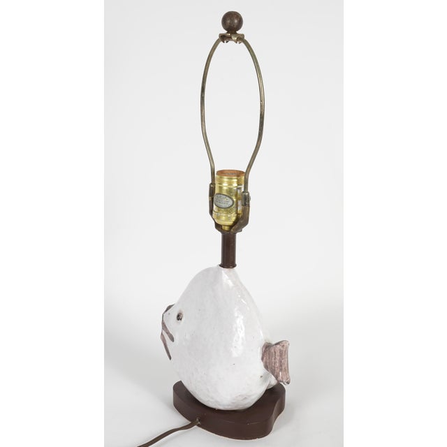 Mid 20th Century Vintage Ivo De Santos Ceramic Fish Lamp for Raymor For Sale - Image 5 of 10