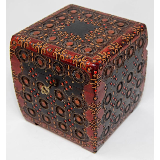 Hand-Carved Vintage Folk Art Wooden Tramp Art Style Storage Box For Sale - Image 12 of 12