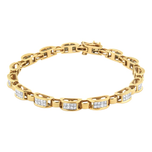 14K Yellow Gold 2 1/2 Cttw Princess-Cut Diamond Link Tennis Bracelet - 7.25" For Sale