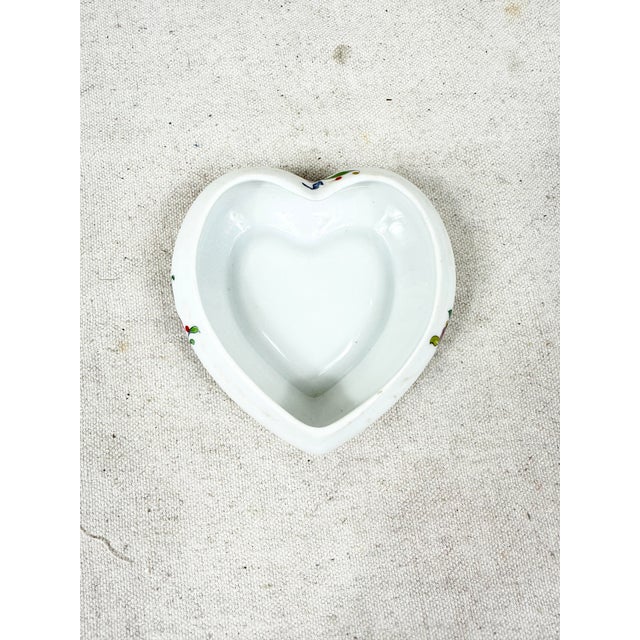 Late 20th Century Vintage Limoges Heart Shaped Floral Box For Sale - Image 5 of 7
