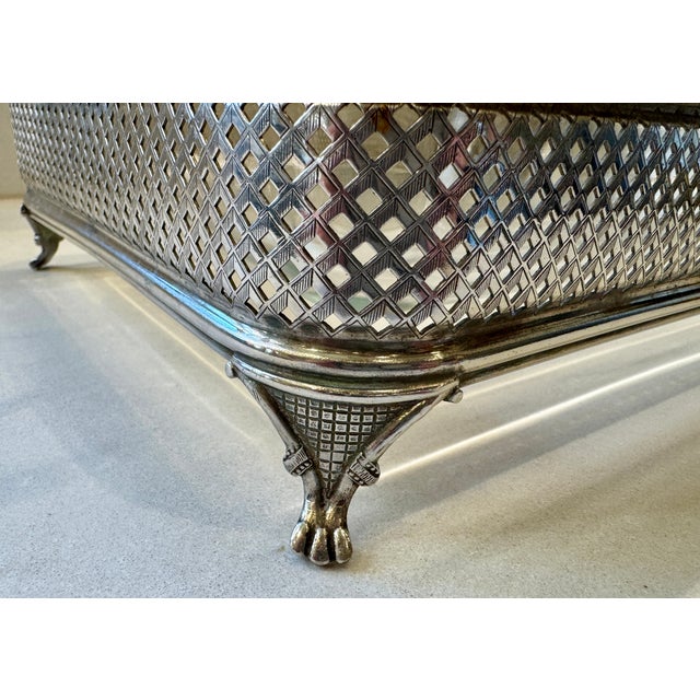 English Mid 20th Century Ornate Silverplate Footed Casserole / Dessert Server With Pyrex Insert For Sale - Image 3 of 7