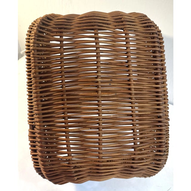 Mid 20th Century Vintage Round Bottom Handled Basket For Sale - Image 5 of 7