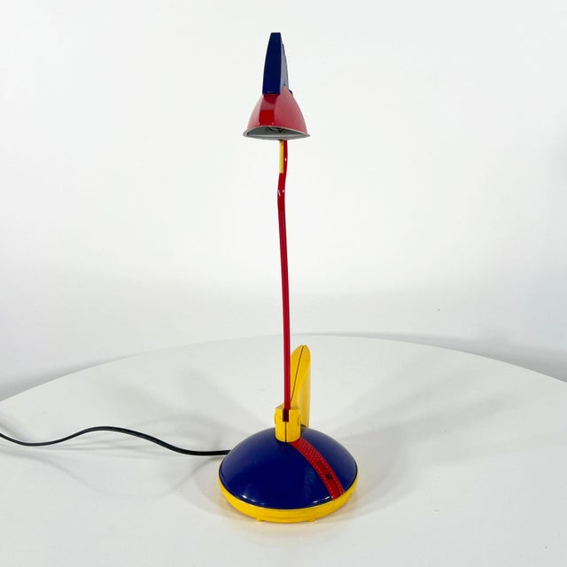 1980s Postmodern Blue & Red Toucan Table Lamp from Brilliant Leuchten, Germany, 1980s For Sale - Image 5 of 11