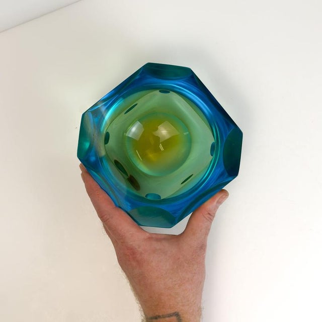 Octagonal Chartreuse Sommerso Murano Glass Bowl, 1960s For Sale - Image 9 of 11