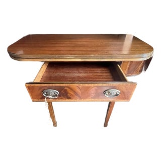 Mid 20th Century Federal Mahogany Swivel Top Table For Sale