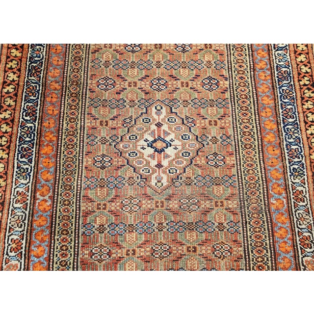 Antique Persian Serab Camelhair Runner, Geometric Pattern, Wool, 1890s For Sale - Image 12 of 12